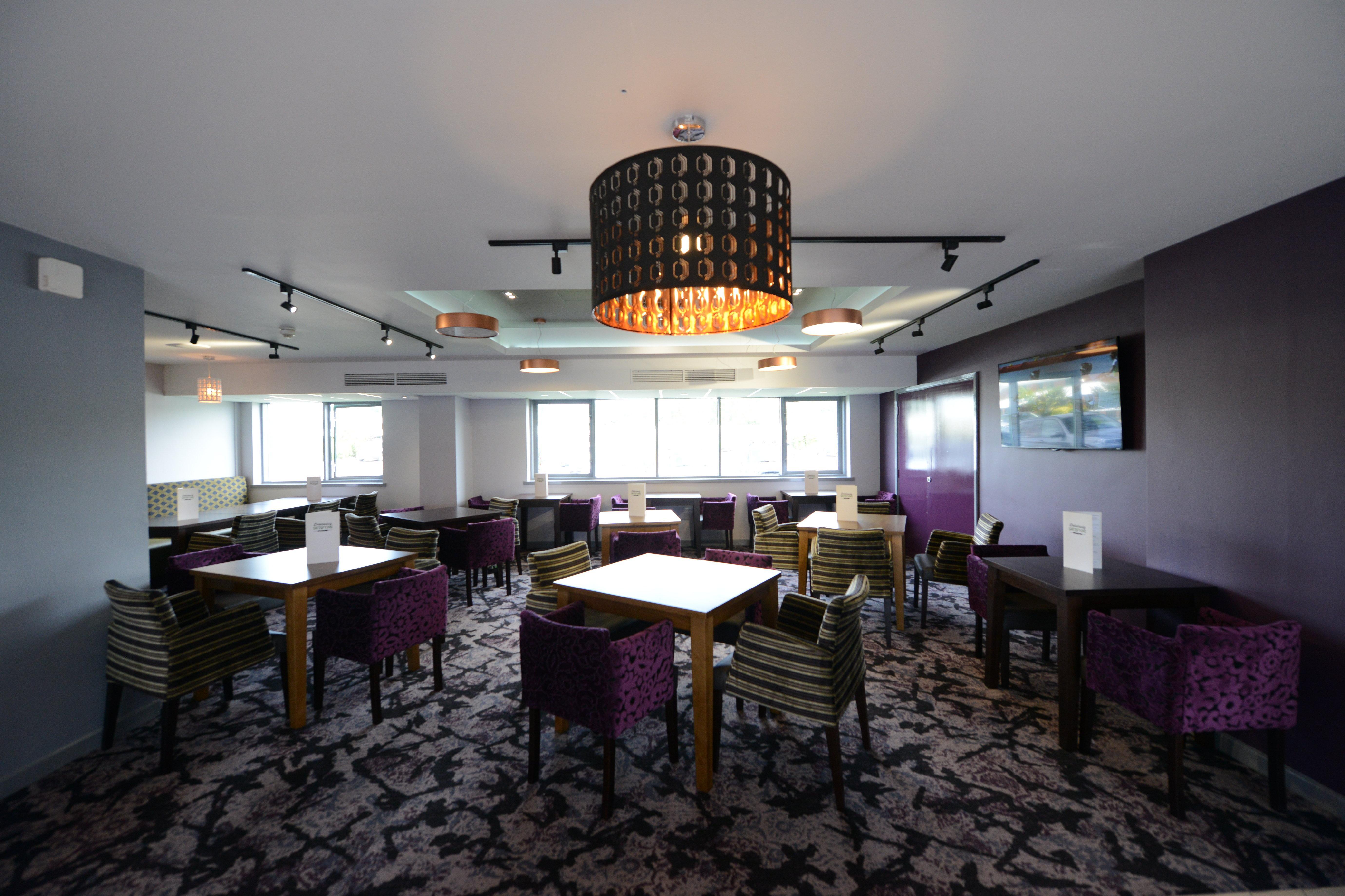 Holiday Inn Wolverhampton - Racecourse By Ihg Exteriér fotografie