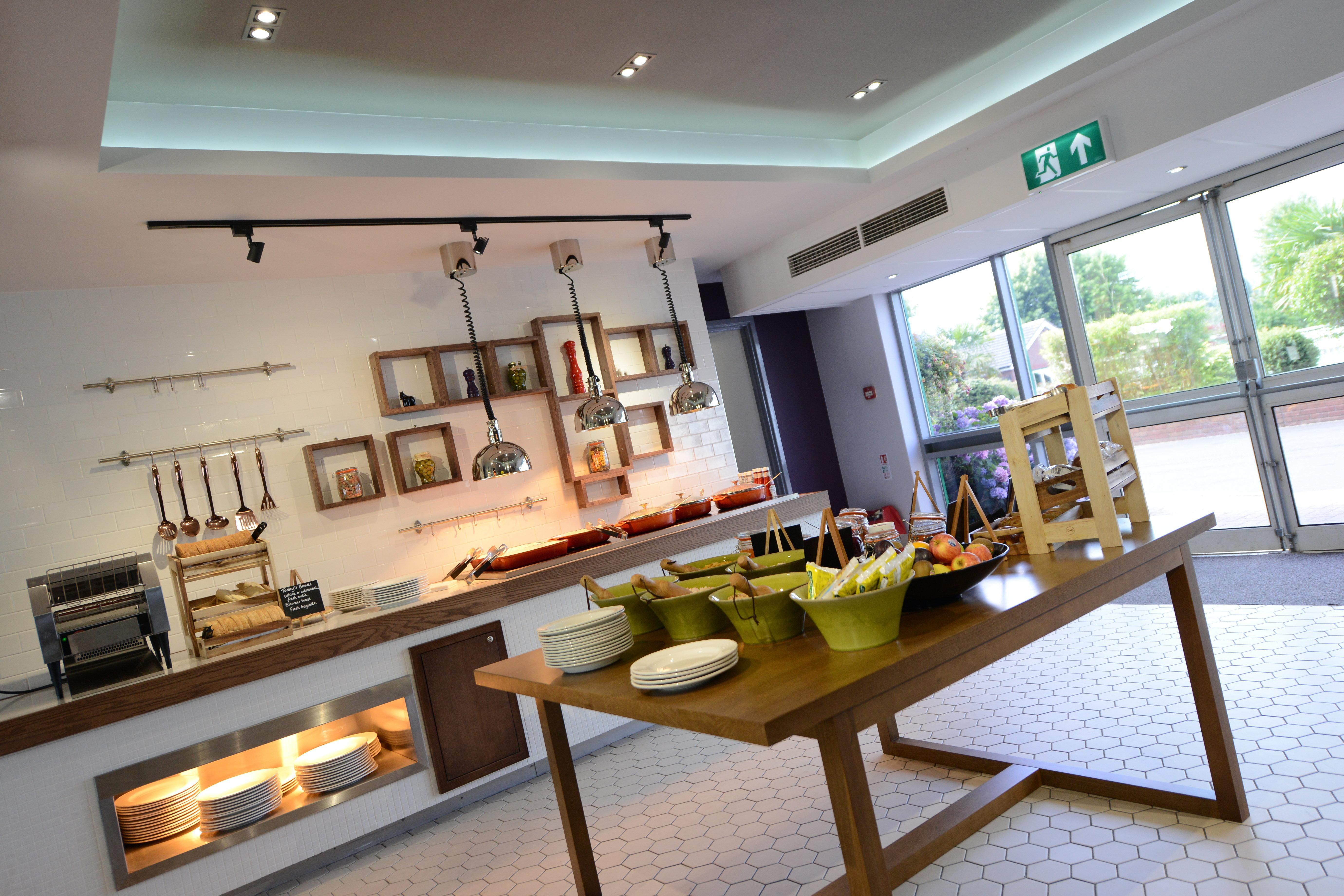 Holiday Inn Wolverhampton - Racecourse By Ihg Exteriér fotografie